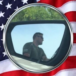 Meet your Posher, Chris